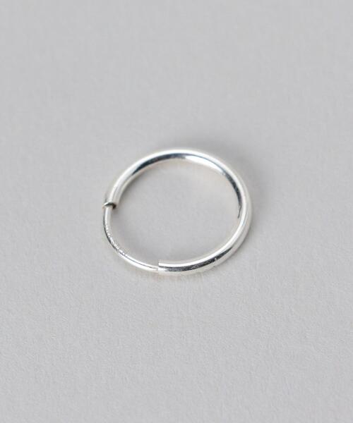 H　BEAUTY&YOUTH UNITED ARROWS（エイチビューティーアンドユースユナイテッドアローズ）の「＜LOREN STEWART＞VALDEZ HOOPS SILVER 12mm/ピアス（ピアス（両耳用）・レディース・シルバー・FREE）」の4枚目の写真