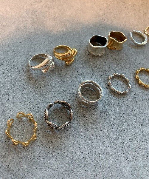 mou（モウ）の「S925 Triple plump ring（リング・レディース・ゴールド/シルバー・FREE）」の2枚目の写真