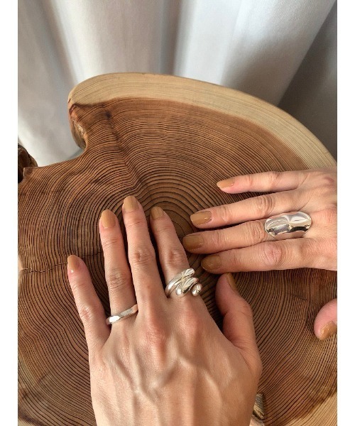 mou（モウ）の「S925 Triple plump ring（リング・レディース・ゴールド/シルバー・FREE）」の6枚目の写真