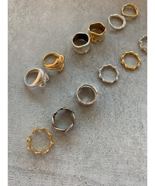 mou（モウ）の「S925 Triple plump ring（リング・レディース・ゴールド/シルバー・FREE）」の5枚目の写真