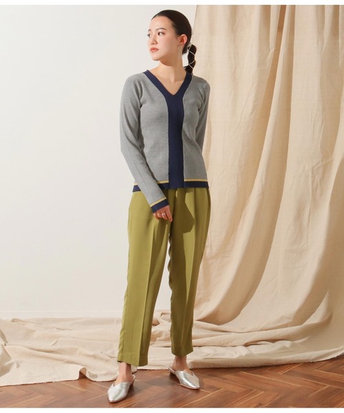 Alluge（アルージュ）の「ウエストタックテーパードパンツ（その他パンツ・レディース・グリーン/グレイッシュベージュ/スミクロ・FREE）」の11枚目の写真