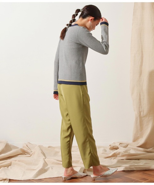 Alluge（アルージュ）の「ウエストタックテーパードパンツ（その他パンツ・レディース・グリーン/グレイッシュベージュ/スミクロ・FREE）」の22枚目の写真