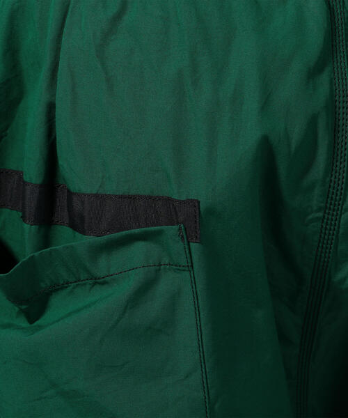 TOMORROWLAND （トゥモローランド）の「コットン デザインイージーショートパンツ（その他パンツ・メンズ・ブラック/グリーン・M/S）」の12枚目の写真