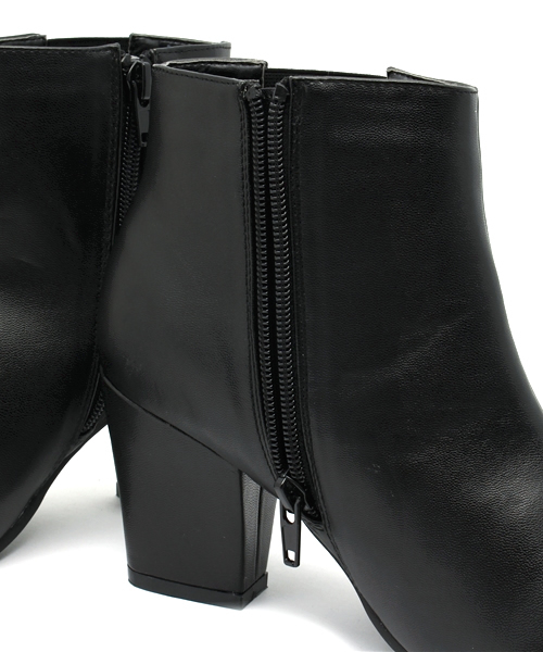 WEGO(ウィゴー)の「WEGO/サイドゴアショートブーツ(ブーツ・レディース・ブラック/ベージュ・MEDIUM/LARGE)」の6枚目の写真