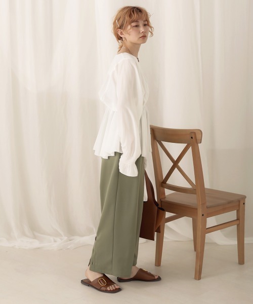 Bab(バブ)の「【WEB限定】バックボタンツイルワイドパンツ(その他パンツ・レディース・ブラック/ブラウン/ライトカーキ・38)」の16枚目の写真