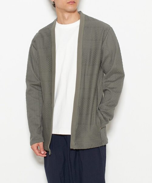 MEN'S MELROSE（メンズメルローズ）の「ケーブルジャージーボタンレスカーデ（カーディガン/ボレロ・メンズ・ライトブラウン/ベージュ/グリーン・3/4）」の18枚目の写真