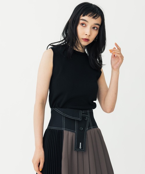 UNITED TOKYO(ユナイテッドトウキョウ)の「パレスノースリーブ サマーニット(ニット/セーター・レディース・ブラウン/グリーン/ブラック/アイボリー/ブルー・FREE)」の4枚目の写真