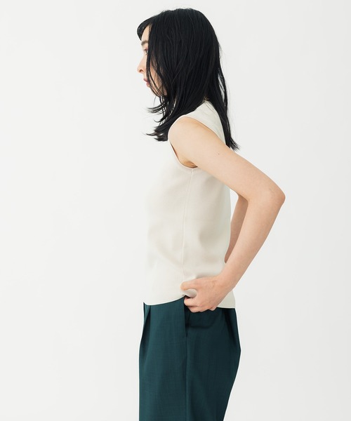 UNITED TOKYO(ユナイテッドトウキョウ)の「パレスノースリーブ サマーニット(ニット/セーター・レディース・ブラウン/グリーン/ブラック/アイボリー/ブルー・FREE)」の6枚目の写真