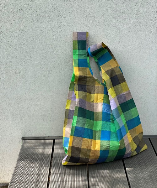 BAGGU（バグー）の「【BAGGU(バグゥ)】マドラス柄スタンダード（エコバッグ/サブバッグ・レディース・ピンク/グリーン・FREE）」の2枚目の写真