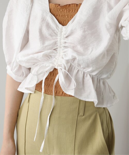 RAY CASSIN(レイカズン)の「パフスリーブチロルブラウス(シャツ/ブラウス・レディース・ブラック/オフホワイト/マスタード・FREE)」の8枚目の写真