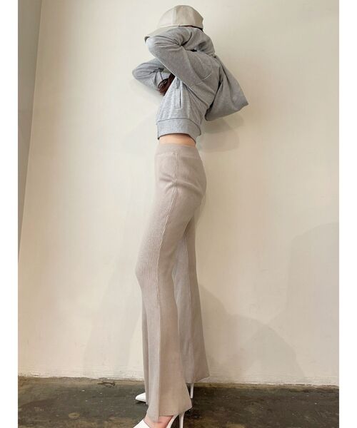 GYDA（ジェイダ）の「【WEB限定】GOGO SHAWTY ショートパーカー（パーカー・レディース・ブラック/グレー/オフホワイト・FREE）」の14枚目の写真