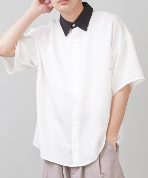 SPINNS(スピンズ)の「【ゆったりシルエット】襟カラー切替シャツ(シャツ/ブラウス・メンズ・ブラック/オフホワイト/ブルー・ONESIZE)」の2枚目の写真