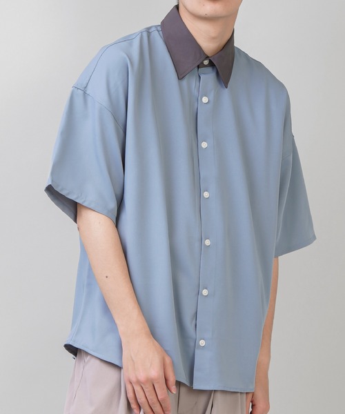 SPINNS(スピンズ)の「【ゆったりシルエット】襟カラー切替シャツ(シャツ/ブラウス・メンズ・ブラック/オフホワイト/ブルー・ONESIZE)」の3枚目の写真