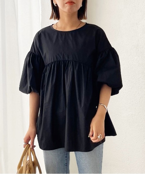 Shelly island（シェリーアイランド）の「ボリューム袖ギャザーチュニックブラウス（シャツ/ブラウス・レディース・ホワイト/ブラック/ベージュ・M）」の7枚目の写真