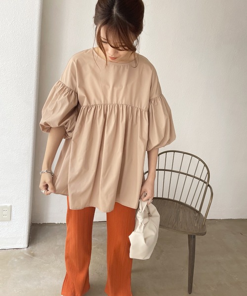 Shelly island（シェリーアイランド）の「ボリューム袖ギャザーチュニックブラウス（シャツ/ブラウス・レディース・ホワイト/ブラック/ベージュ・M）」の17枚目の写真