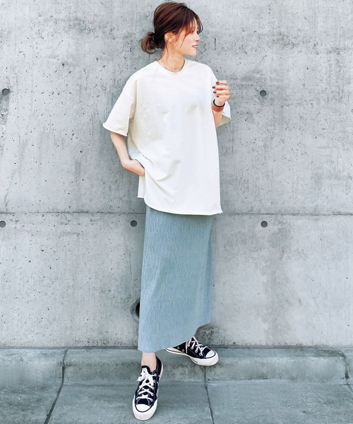 GeeRA（ジーラ）の「ランダムプリーツタイトスカート（スカート・レディース・ブラウン/ブルー・MEDIUM/X-LARGE/LARGE/SMALL）」の2枚目の写真
