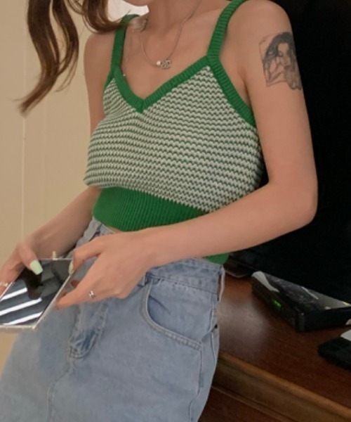 MANGROVE（マングローブ）の「ハウンドトゥース　サマーニットキャミソール（キャミソール・レディース・ブラック/グレー/グリーン・FREE）」の19枚目の写真