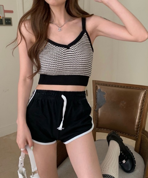 MANGROVE（マングローブ）の「ハウンドトゥース　サマーニットキャミソール（キャミソール・レディース・ブラック/グレー/グリーン・FREE）」の20枚目の写真