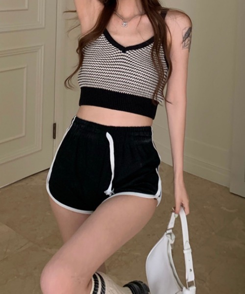 MANGROVE（マングローブ）の「ハウンドトゥース　サマーニットキャミソール（キャミソール・レディース・ブラック/グレー/グリーン・FREE）」の11枚目の写真