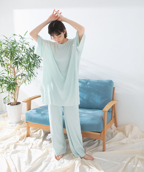 KBF（ケイビーエフ）の「コットンタッチプリーツパンツ（その他パンツ・レディース・ベージュ/チャコールグレー/ミント・ONE）」の17枚目の写真