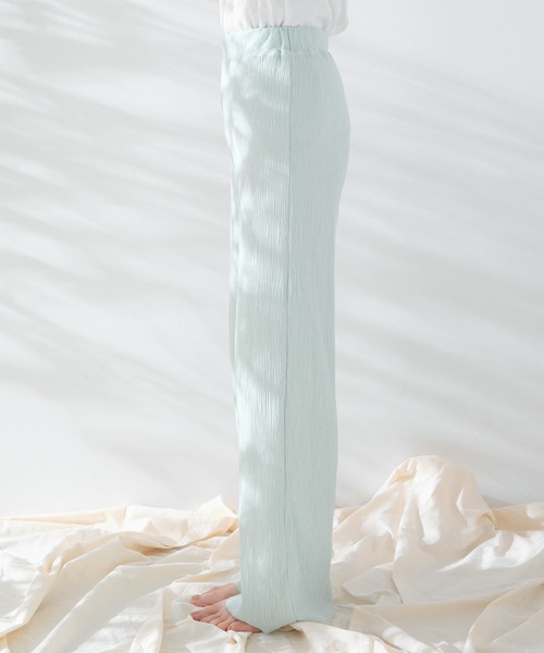 KBF（ケイビーエフ）の「コットンタッチプリーツパンツ（その他パンツ・レディース・ベージュ/チャコールグレー/ミント・ONE）」の18枚目の写真