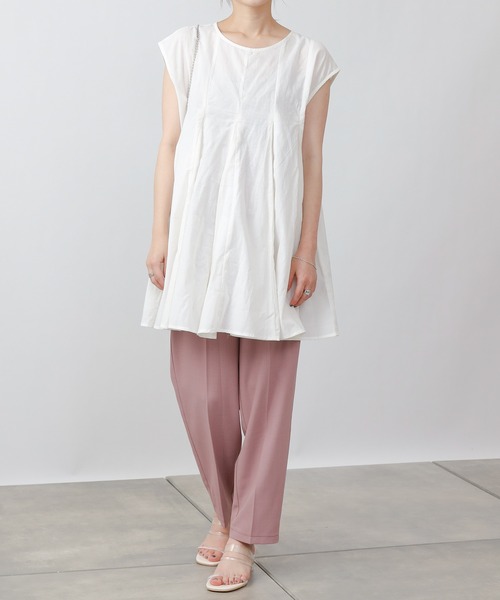 COLONY 2139（コロニートゥーワンスリーナイン）の「【WEB・一部店舗限定】コットン切替Aラインノースリーブチュニック（シャツ/ブラウス・レディース・オフホワイト/ブラック・FREE）」の10枚目の写真