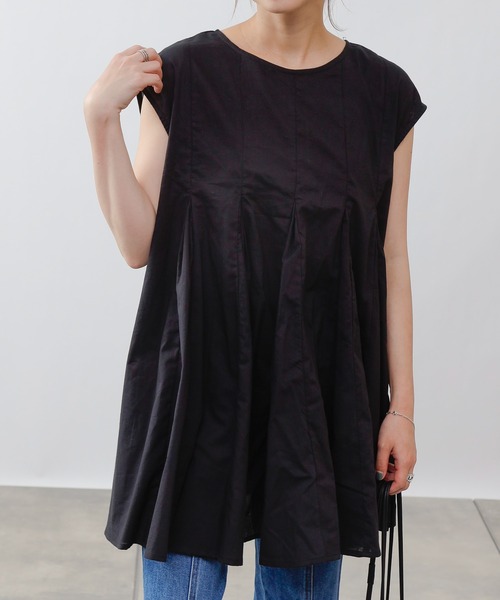 COLONY 2139（コロニートゥーワンスリーナイン）の「【WEB・一部店舗限定】コットン切替Aラインノースリーブチュニック（シャツ/ブラウス・レディース・オフホワイト/ブラック・FREE）」の15枚目の写真