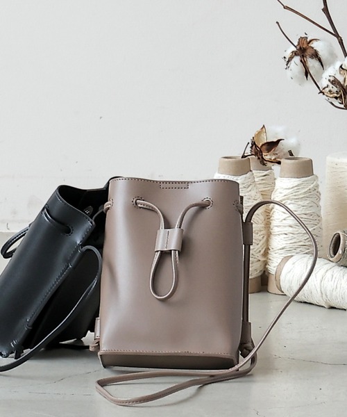 frames RAY CASSIN（フレームスレイカズン）の「【WEB限定】スマフォポケ付き巾着ミニショルダーバッグ（ショルダーバッグ・レディース・ブラック/ミント/モカ・FREE）」の10枚目の写真