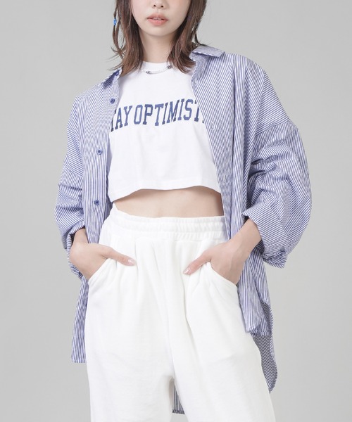 SPINNS（スピンズ）の「【ゆるシルエット】コットン 長袖シャツ（シャツ/ブラウス・レディース・ホワイト/ブルー系その他/ブルー系その他3/レッド系その他/ブラック系その他/ブルー系その他2/オレンジ系その他/グリーン系その他/ブラック系その他2/ブラウン系その他・ONESIZE）」の6枚目の写真