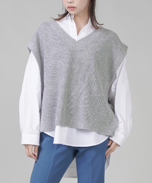 SPINNS（スピンズ）の「【ゆるシルエット】コットン 長袖シャツ（シャツ/ブラウス・レディース・ホワイト/ブルー系その他/ブルー系その他3/レッド系その他/ブラック系その他/ブルー系その他2/オレンジ系その他/グリーン系その他/ブラック系その他2/ブラウン系その他・ONESIZE）」の2枚目の写真