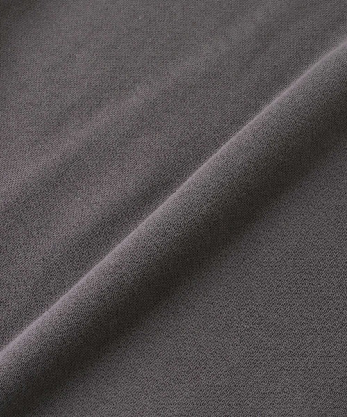 Honeys（ハニーズ）の「カレッジロゴトレーナー（スウェット・レディース・ベージュ/イエロー/グリーン/アイボリー/杢グレー/スミクロ・S/M/L）」の10枚目の写真