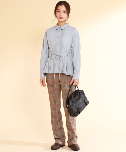 Ray BEAMS(レイビームス)の「Ray BEAMS / プリーツ キリカエ ピンタック シャツ(シャツ/ブラウス・レディース・ホワイト/ブラック/サックスブルー・ONE SIZE)」の16枚目の写真