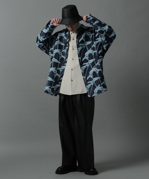 HARE（ハレ）の「シンセティックレザーワイドフレアパンツ(HARE