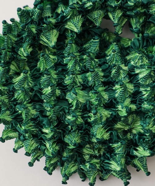 BUNZABURO(ブンザブロウ)の「BAI SHIBORI PETIT BAG TIE DYE(ハンドバッグ・メンズ・ブラック/グリーン/ホワイト・FREE)」の4枚目の写真