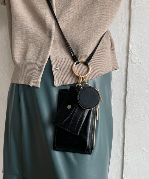 CAPRICIEUX LE'MAGE（カプリシューレマージュ）の「多機能スマホショルダーバッグ（ショルダーバッグ・レディース・ブラック/ブラウン/モカ/グレイッシュベージュ・ONE SIZE）」の9枚目の写真