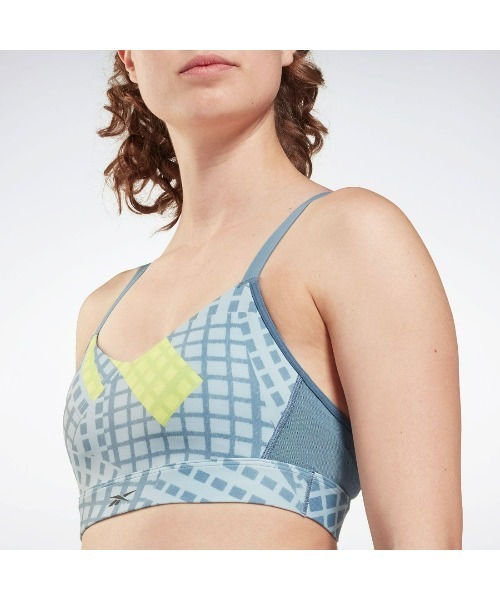 Reebok（リーボック）の「SR ラックス ストラッピー スポーツブラ / SR Lux Strappy Sports Bra（スポーツブラ・レディース・マルーン/グレイッシュブルー・SMALL/MEDIUM/LARGE/X-LARGE/XX-LARGE/X-SMALL）」の3枚目の写真