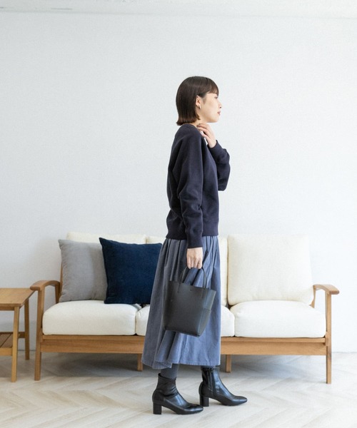 FORK&SPOON（フォークアンドスプーン）の「【一部WEB限定カラー】FORK&SPOON　コーデュロイスカート（スカート・レディース・ベージュ/ネイビー/ブルー/グレー・2/1）」の5枚目の写真