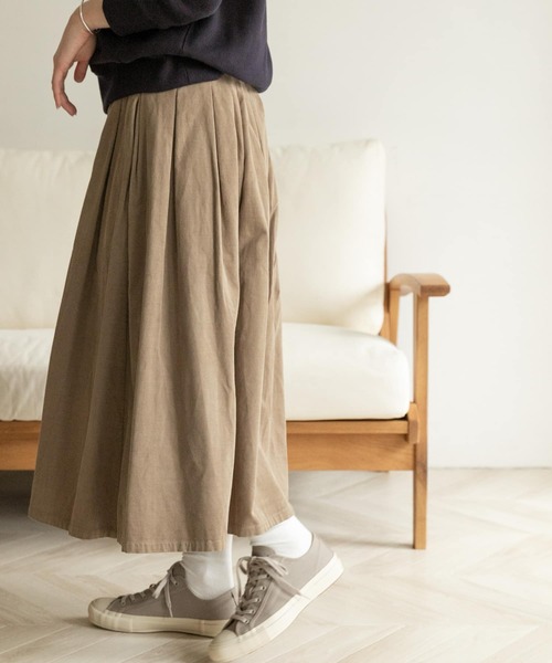 FORK&SPOON（フォークアンドスプーン）の「【一部WEB限定カラー】FORK&SPOON　コーデュロイスカート（スカート・レディース・ベージュ/ネイビー/ブルー/グレー・2/1）」の21枚目の写真