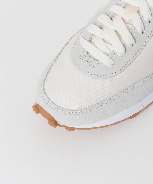 NIKE（ナイキ）の「NIKE　ナイキ デイブレイク（スニーカー・レディース・オフホワイト/ブラック・23.5/24/24.5）」の8枚目の写真