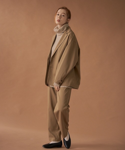 hinari（ヒナリ）の「テーラードジャケット&2タックパンツセットアップ（テーラードジャケット・レディース・ダークブラウン/キャメル・SMALL/MEDIUM）」の13枚目の写真