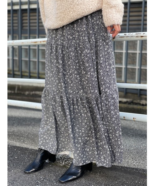 BEARDSLEY（ビアズリー）の「小花ティアードスカート（スカート・レディース・ネイビー・FREE）」の21枚目の写真
