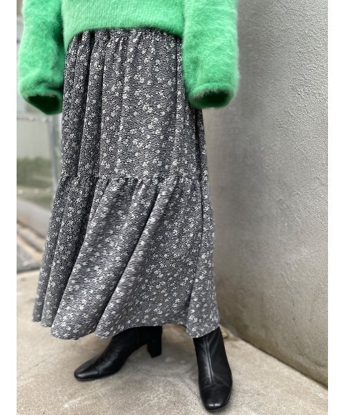 BEARDSLEY（ビアズリー）の「小花ティアードスカート（スカート・レディース・ネイビー・FREE）」の13枚目の写真