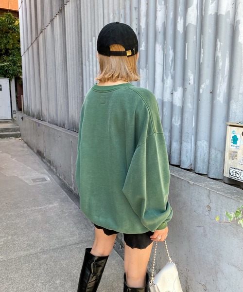 WHO'S WHO gallery（フーズフーギャラリー）の「【KOOKY'N/クーキー】IVYカレッジ刺繍スウェットクルー（スウェット・レディース・アッシュグレー/ブラック/ネイビー/グリーン・FREE）」の16枚目の写真