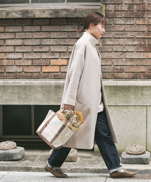 FORK&SPOON（フォークアンドスプーン）の「【WEB限定】FORK&SPOON　Vネックロングコート（その他アウター・レディース・ホワイト系その他/ブラック・ONE）」の2枚目の写真