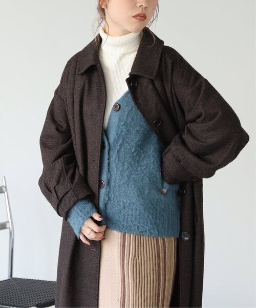 RAY CASSIN（レイカズン）の「ふわふわ深Vゆるカーディガン（ニット/セーター・レディース・ブラック/キナリ/モカ/ブルー・FREE）」の15枚目の写真