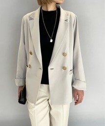 ゴールドボタンダブルジャケット