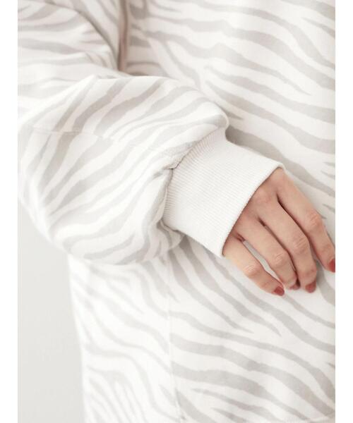 Sugar spoon(シュガースプーン)の「・SUGAR SPOON アニマルptプルオーバー*(スウェット・レディース・チャコールグレー/アイボリー/オフホワイト・FREE)」の11枚目の写真