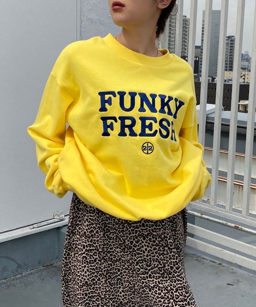 SHAGGIE(シャギー)の「FUNKY FRESH裏毛カラースウェット(スウェット・レディース・グリーン/イエロー/ピンク/オレンジ・FREE)」の2枚目の写真