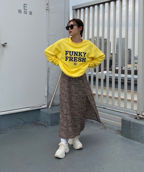 SHAGGIE(シャギー)の「FUNKY FRESH裏毛カラースウェット(スウェット・レディース・グリーン/イエロー/ピンク/オレンジ・FREE)」の18枚目の写真