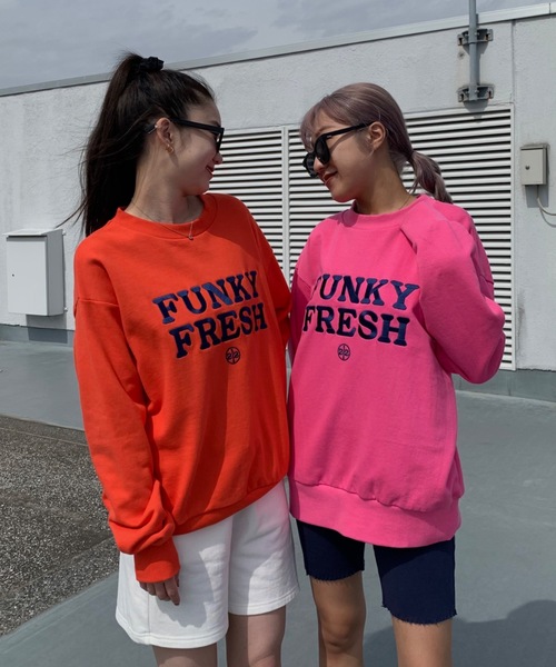 SHAGGIE(シャギー)の「FUNKY FRESH裏毛カラースウェット(スウェット・レディース・グリーン/イエロー/ピンク/オレンジ・FREE)」の5枚目の写真